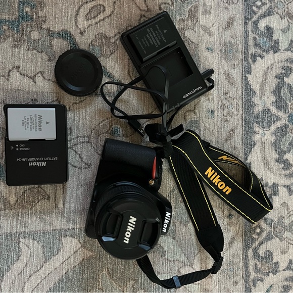 Nikon D5600. Used approx 5 times. EUC - Picture 2 of 9